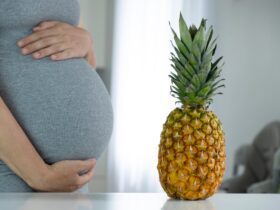 can you eat pineapple while pregnant?