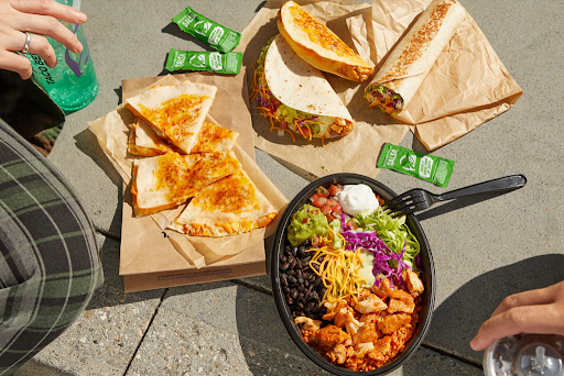 luxe cravings box taco bell